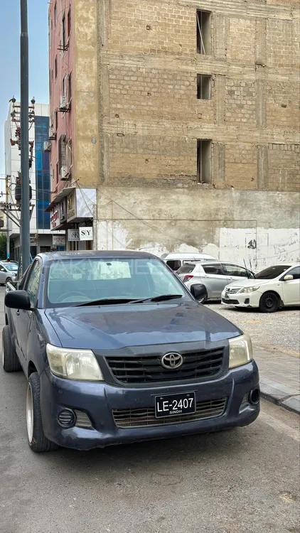 ٹویوٹا ہائیلکس 2013 for Sale in کراچی Image-1