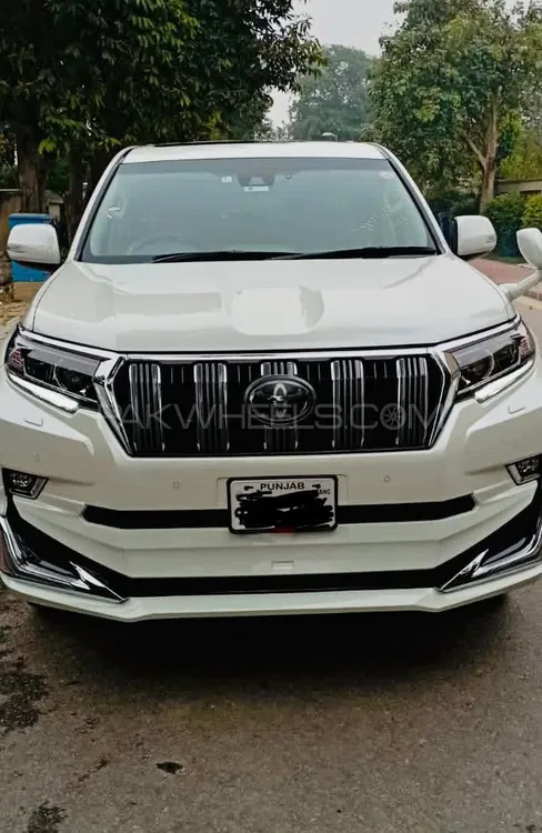 Toyota Prado 2018 for Sale in Lahore Image-1