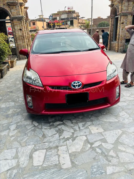 Toyota Prius 2010 for Sale in Peshawar Image-1