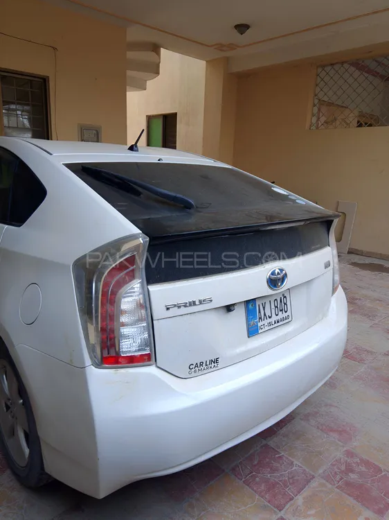 Toyota Prius 2015 for Sale in Islamabad Image-1