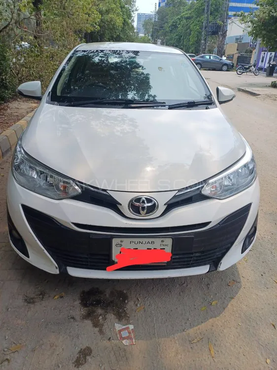 Toyota Yaris Sedan 2021 for Sale in Lahore Image-1
