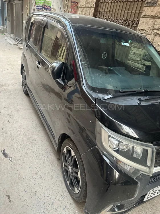 Daihatsu Move 2019 for Sale in Lahore Image-1