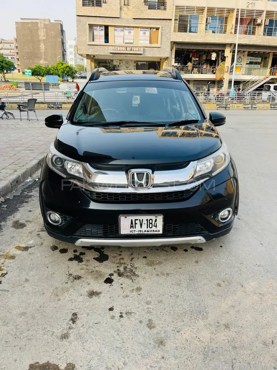 Honda BR-V 2017 for Sale in Islamabad Image-1