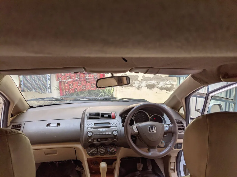 Honda City 2004 for Sale in Lahore Image-1