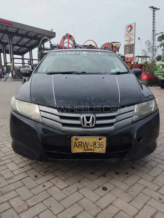 Honda City 2009 for Sale in Muzaffar Gargh Image-1