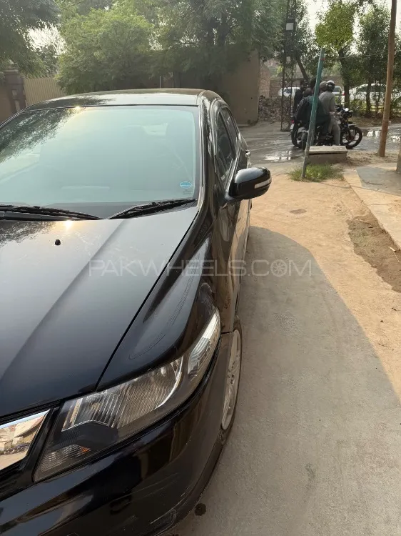 Honda City 2017 for Sale in Faisalabad Image-1