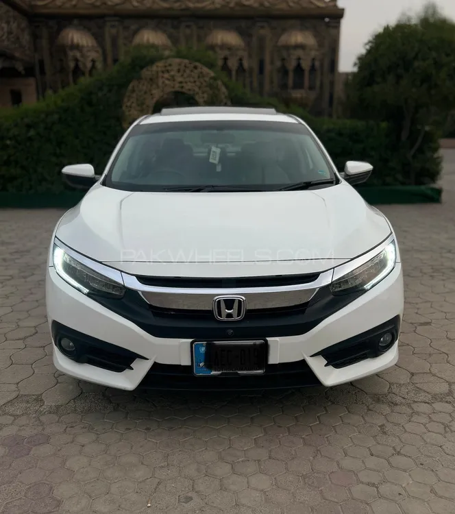 Honda Civic 2017 for Sale in Peshawar Image-1