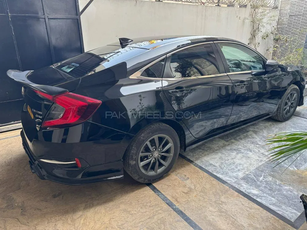 Honda Civic 2020 for Sale in Multan Image-1
