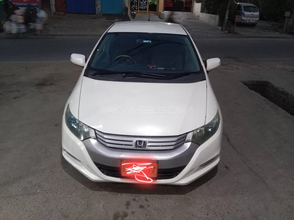 Honda Insight 2010 for Sale in Lahore Image-1