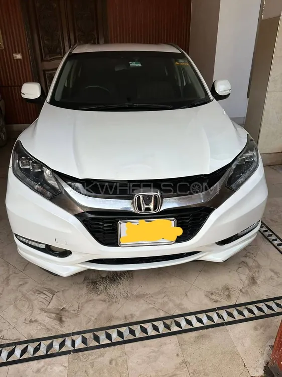 Honda Vezel 2015 for Sale in Faisalabad Image-1