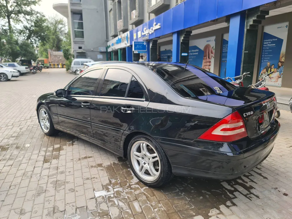 Mercedes Benz C Class 2006 for Sale in Peshawar Image-1