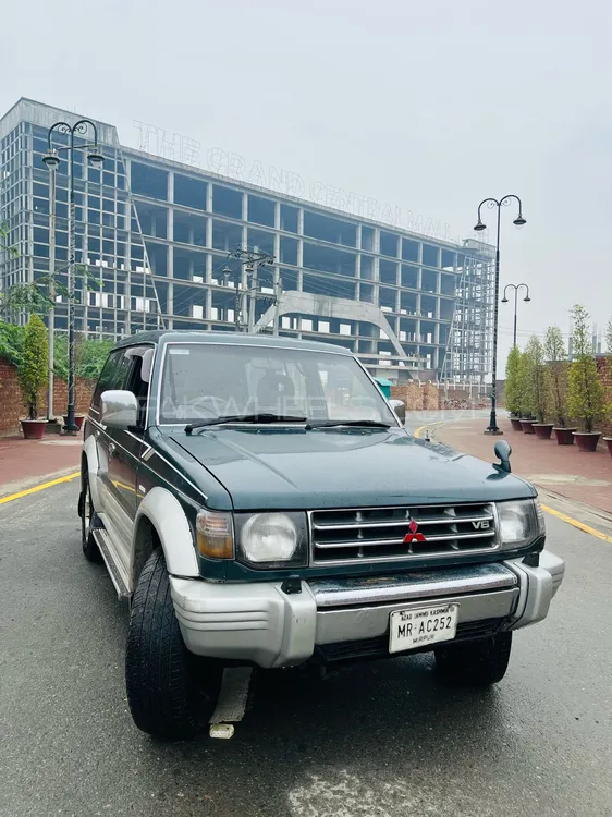 Mitsubishi Pajero 1992 for Sale in Faisalabad Image-1