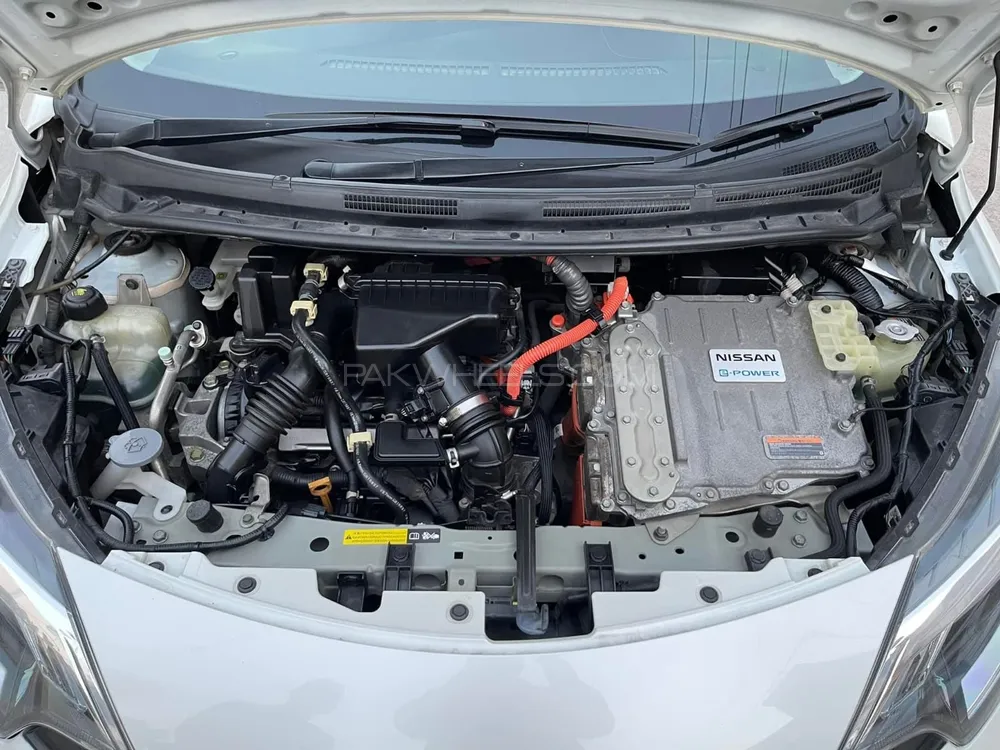 Nissan Note 2018 for Sale in Faisalabad Nissan Note 2018 for Sale in Faisalabad Image-8