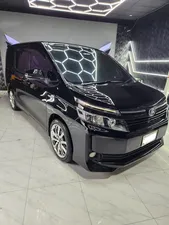 Toyota Voxy 2014 for Sale