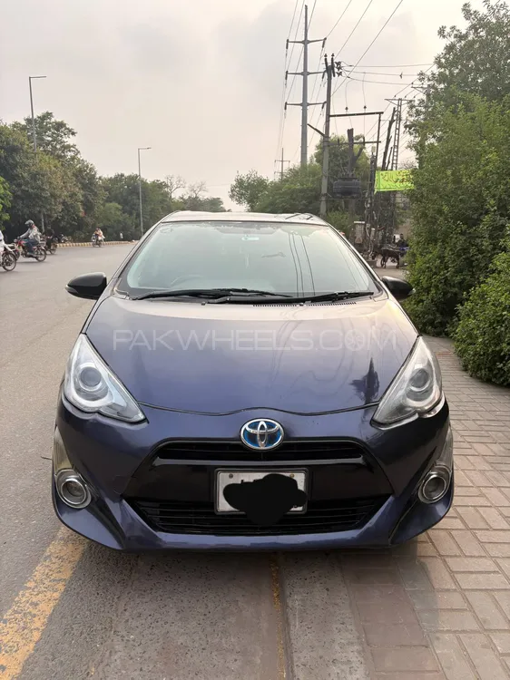 Toyota Aqua 2015 for Sale in Lahore Image-1