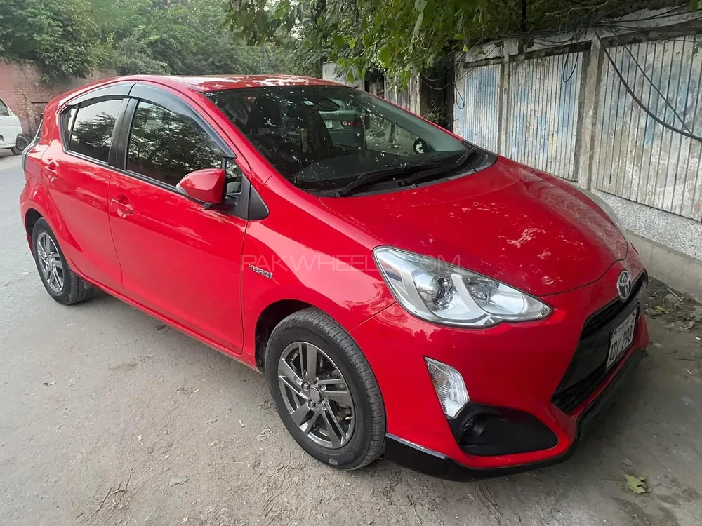 Toyota Aqua 2017 for Sale in Lahore Image-1