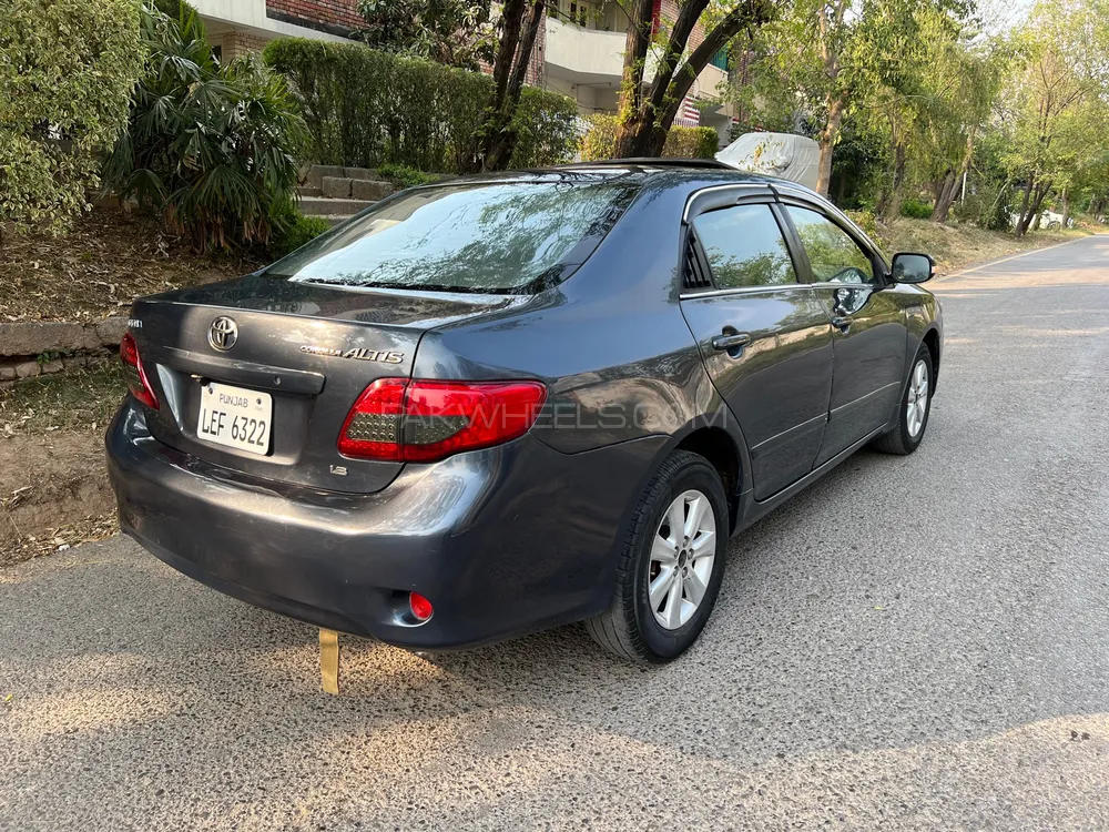 Toyota Corolla 2009 for Sale in Islamabad Image-1