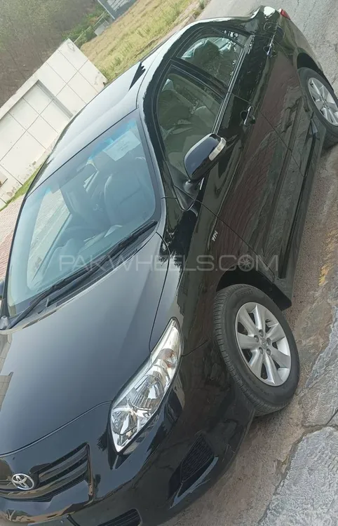 Toyota Corolla 2010 for Sale in Islamabad Image-1