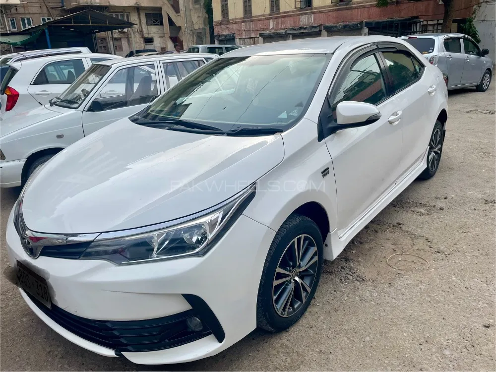 Toyota Corolla 2019 for Sale in Karachi Image-1
