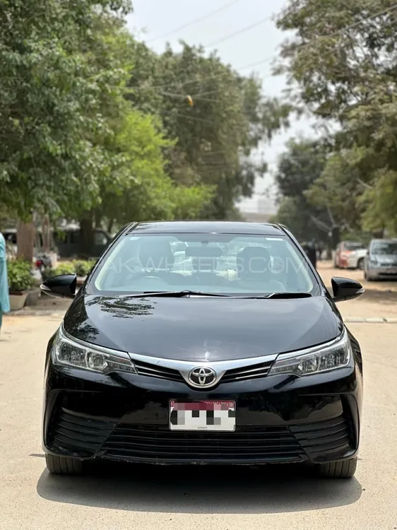 Toyota Corolla 2020 for Sale in Karachi Image-1