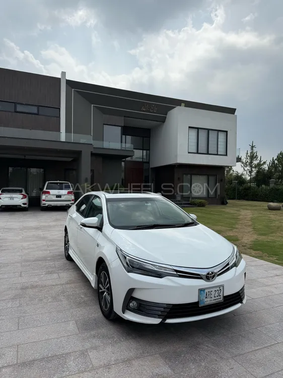 Toyota Corolla 2020 for Sale in Islamabad Image-1