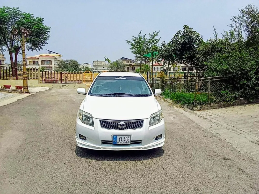 Toyota Corolla Axio 2008 for Sale in Islamabad Image-1