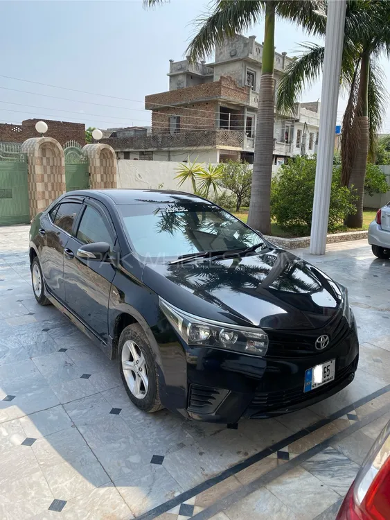 Toyota Corolla 2015 for Sale in Islamabad Image-1