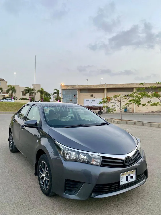 Toyota Corolla 2016 for Sale in Karachi Image-1