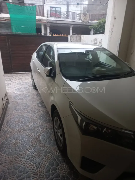 Toyota Corolla 2014 for Sale in Islamabad Image-1