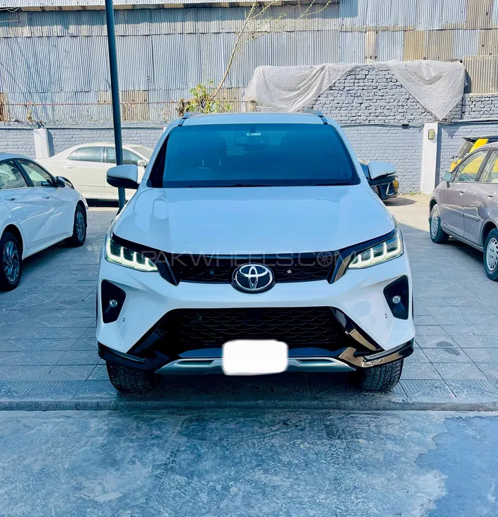 Toyota Fortuner 2023 for Sale in Islamabad Image-1