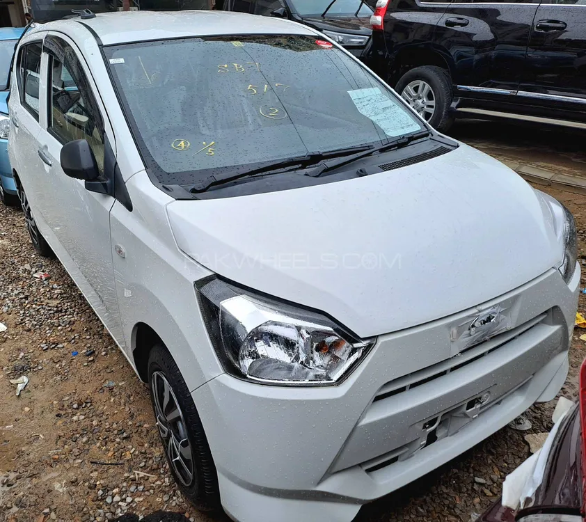 Toyota Pixis Epoch 2022 for Sale in Karachi Image-1