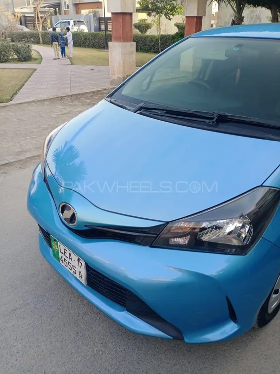 Toyota Vitz 2014 for Sale in Lahore Image-1