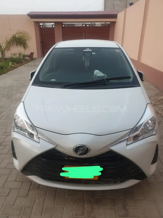 Toyota Vitz 2018 for Sale in Sukkur Image-1