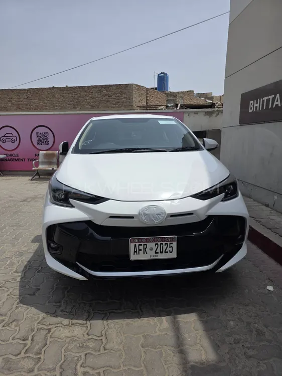 Toyota Yaris Sedan 2025 for Sale in Larkana Image-1