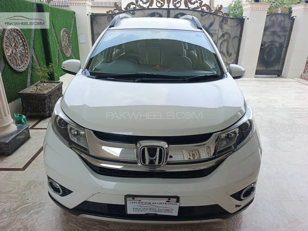 Honda BR-V 2017 for Sale in Lahore Image-1