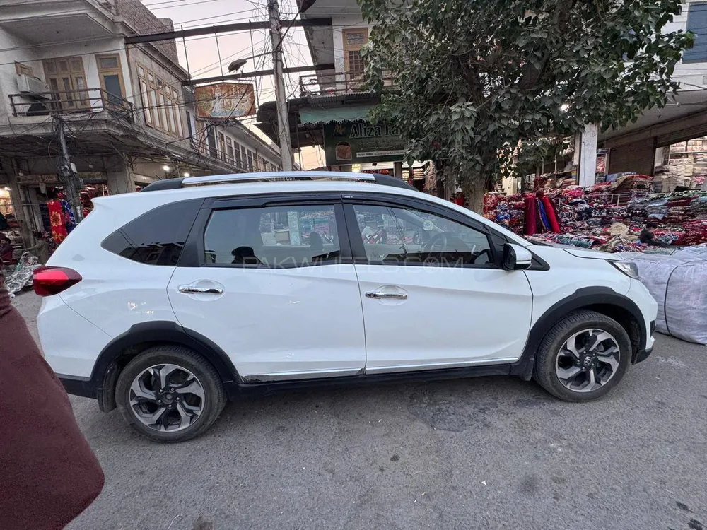 Honda BR-V 2018 for Sale in Faisalabad Image-1