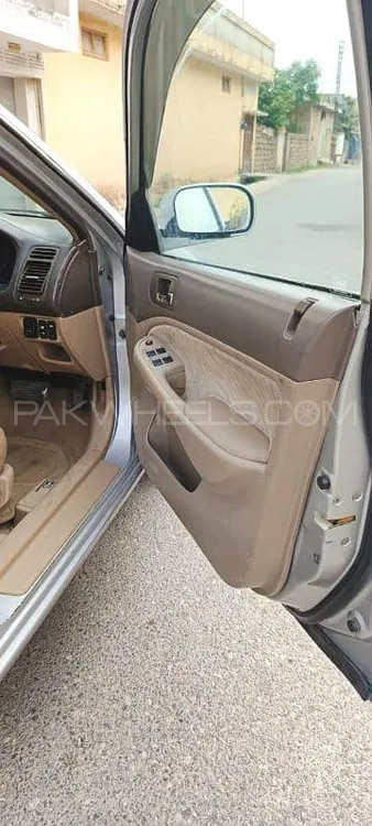 Honda Civic 2004 for Sale in Wah cantt Image-1