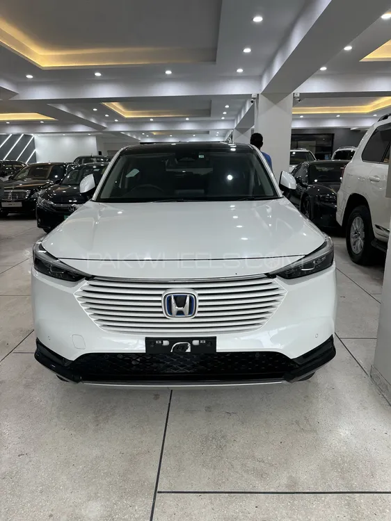 Honda Vezel 2021 for Sale in Lahore Image-1
