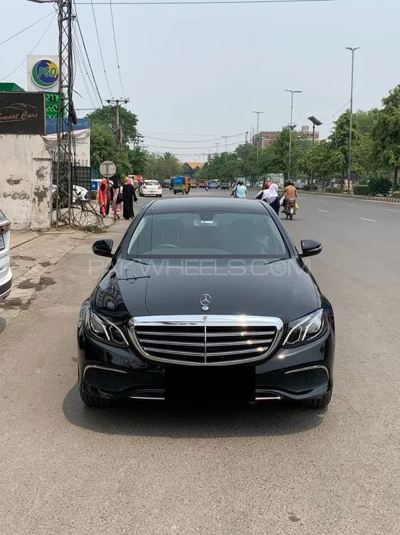 Mercedes Benz E Class 2019 for Sale in Lahore Image-1