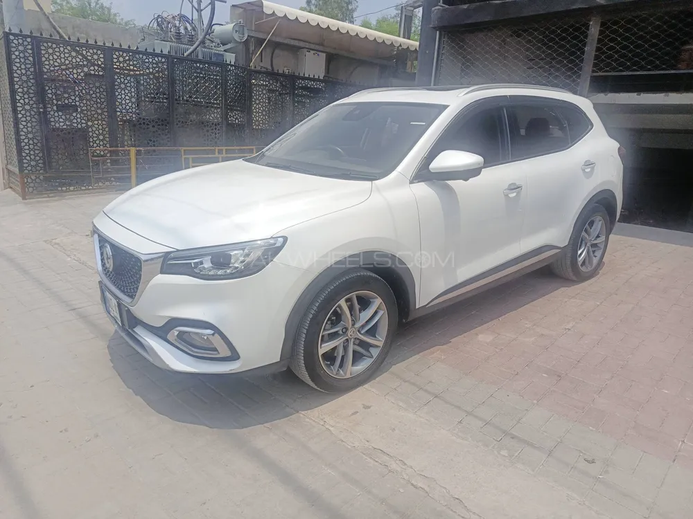 MG HS 2021 for Sale in Multan Image-1