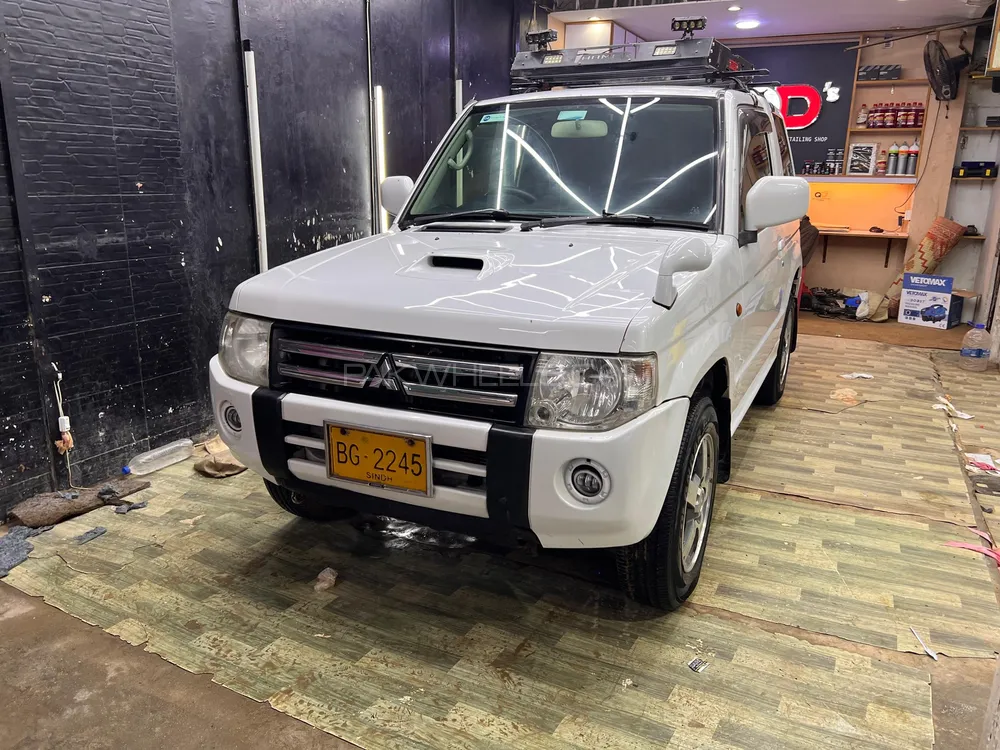Mitsubishi Pajero Mini 2012 for Sale in Karachi Image-1