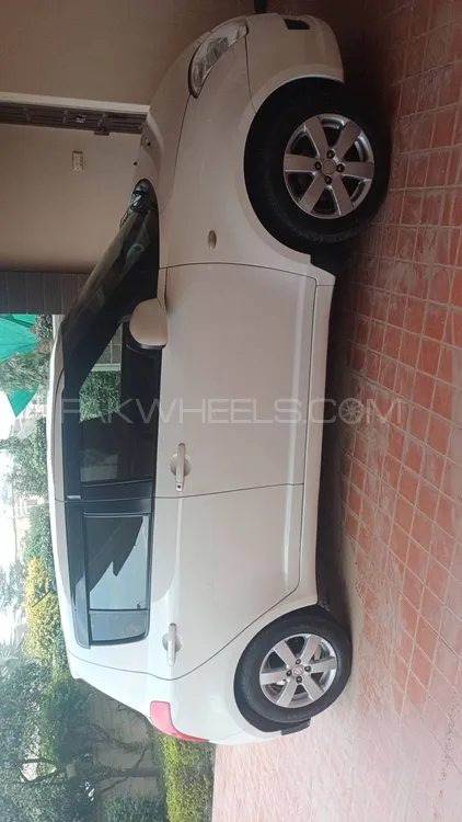 Suzuki Swift 2017 for Sale in Multan Image-1