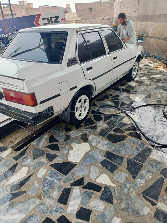 Toyota Corolla 1982 for Sale in Peshawar Image-1