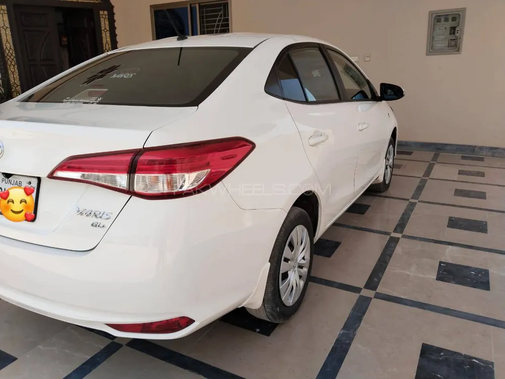 Toyota Corolla 2020 for Sale in Sadiqabad Toyota Corolla 2020 for Sale in Sadiqabad Image-3