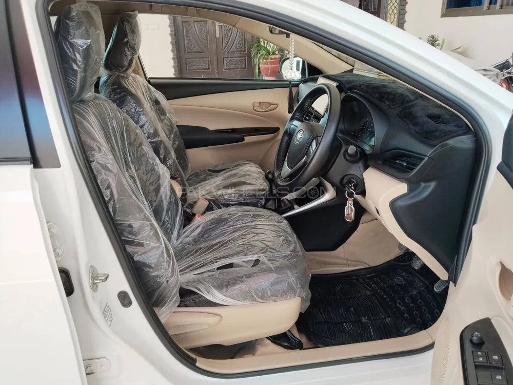 Toyota Corolla 2020 for Sale in Sadiqabad Toyota Corolla 2020 for Sale in Sadiqabad Image-17