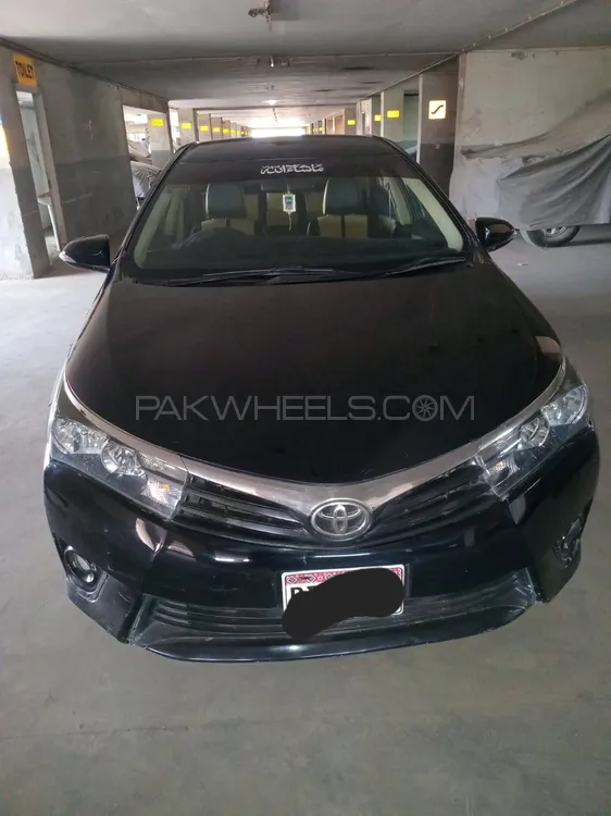 Toyota Corolla 2015 for Sale in Karachi Image-1