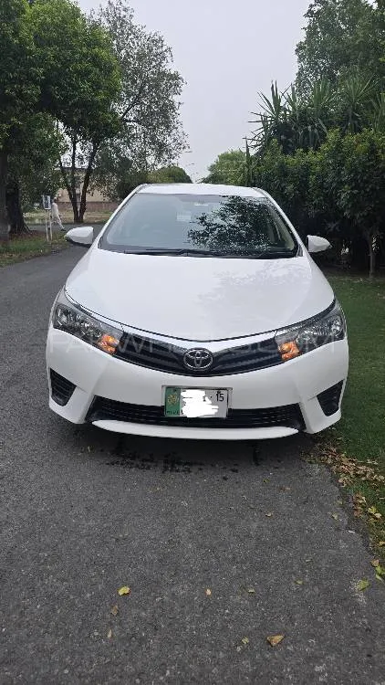 Toyota Corolla 2015 for Sale in Lahore Image-1