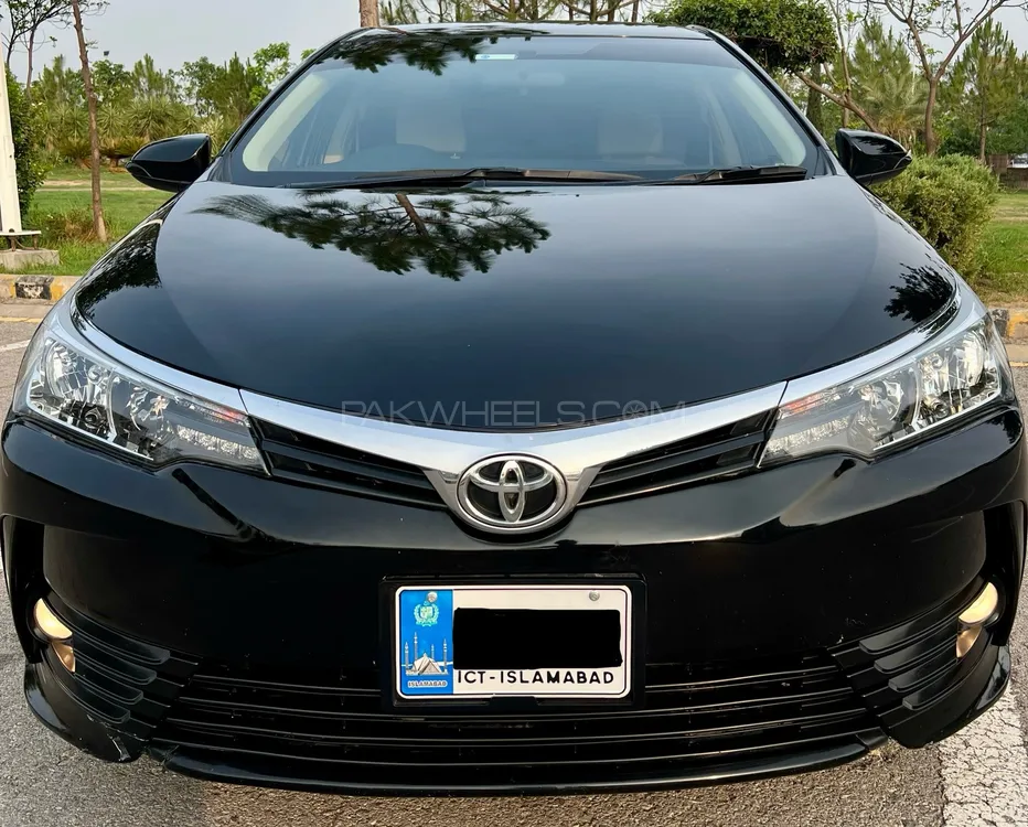 Toyota Corolla 2020 for Sale in Islamabad Image-1