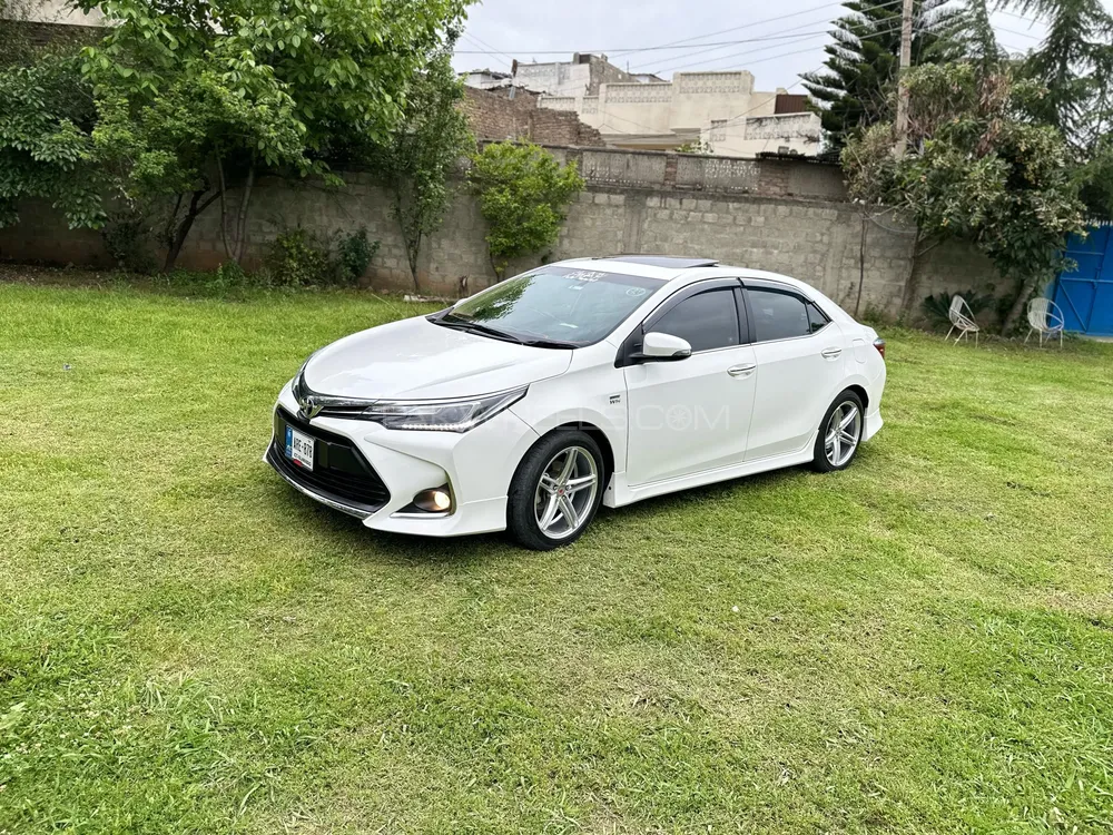 Toyota Corolla 2020 for Sale in Abbottabad Image-1
