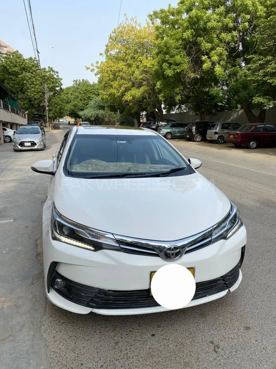 Toyota Corolla 2020 for Sale in Karachi Image-1